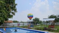 Kolam Renang di Terisi Janggleng Land